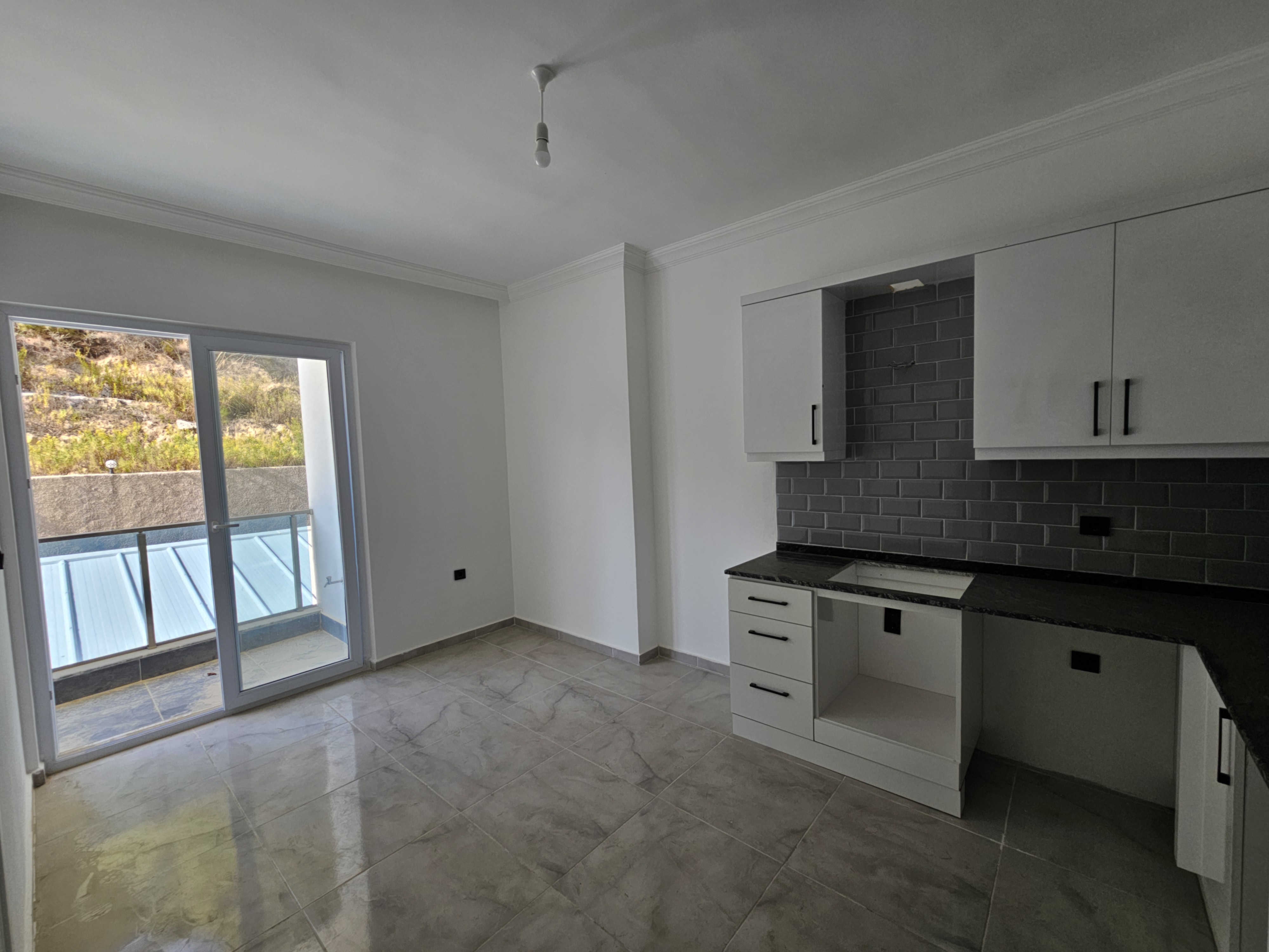 (1+1) - Aqua Residence